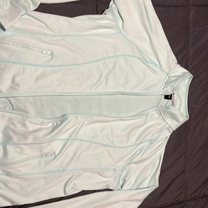 Women’s zip up